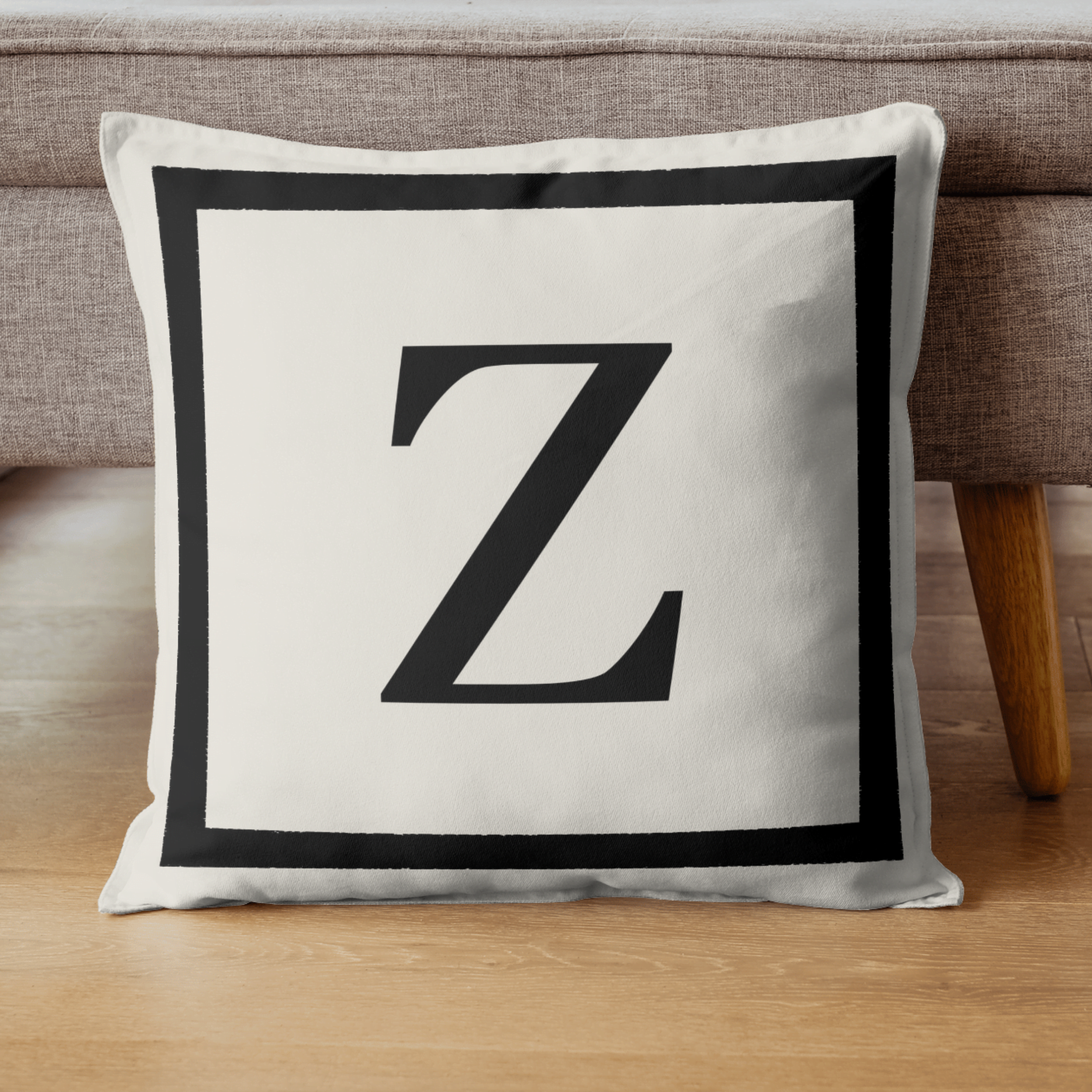 Harfli Kırlent Kılıfı - Z Harfi - Hediyelik Dekoratif Kırlent Yastık Kılıfı 43x 43 Cm Krem-siyah